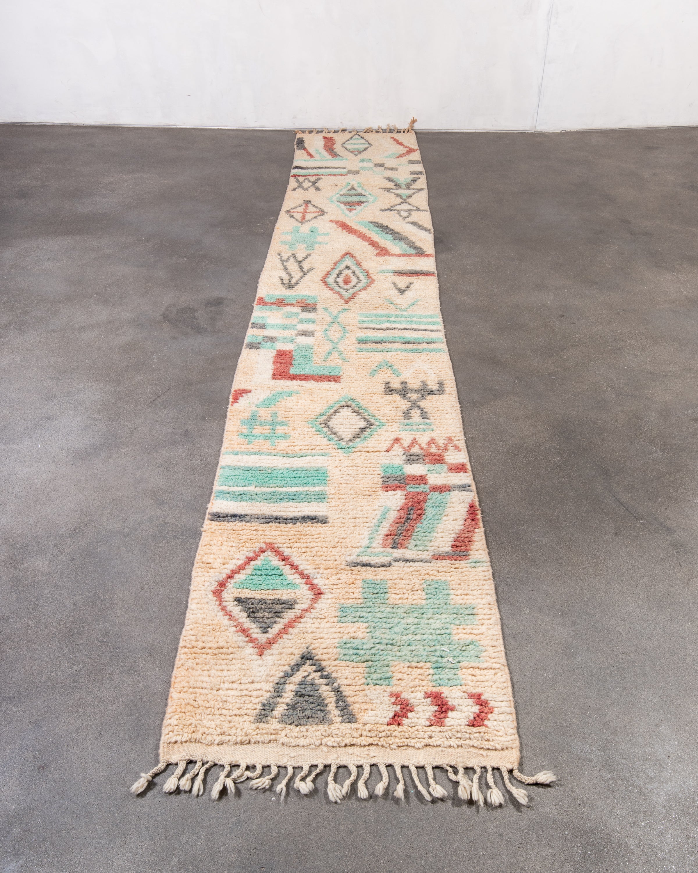 Modern designer handcrafted Berber rug from morocco Boujad with beautiful colors and patterns